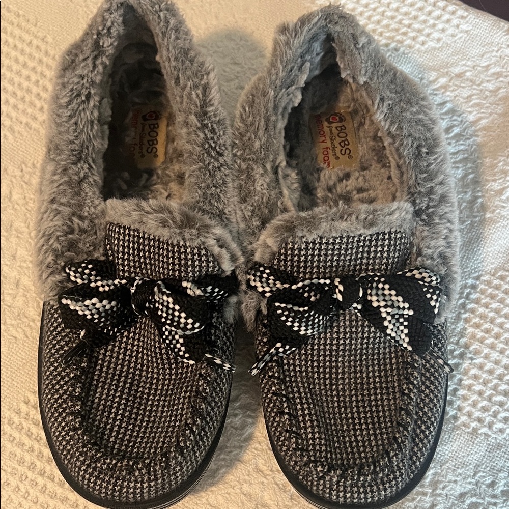 Skechers Black and Gray Cozy Slippers